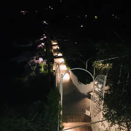 La Pergola 4*