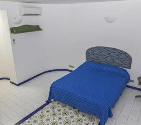La Pergola בית הארחה