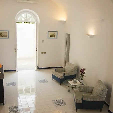 בית הארחה La Pergola קאפרי
