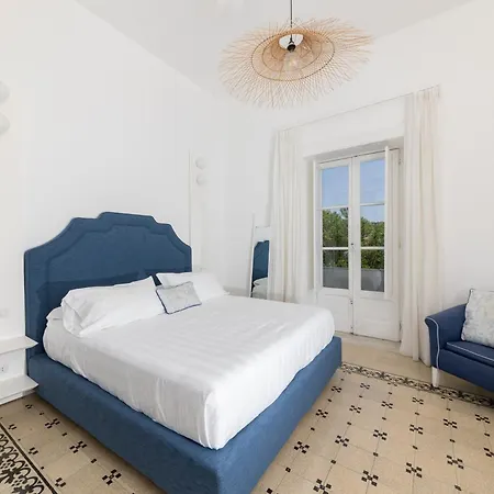 La Pergola Konukevi 4*