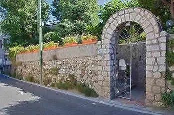 בית הארחה La Pergola